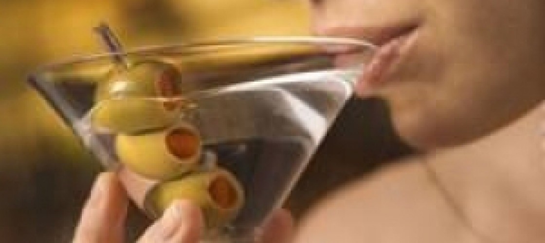 Dlaczego kobiety wykształcone piją - wyniki badań SWPS