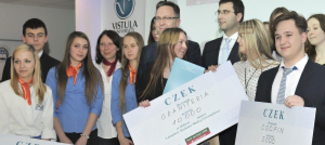 Licealiści z Dolnego Śląska i Mazowsza wygrali pieniądze na własną działalność 