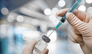 Naukowcy z UMK w Toruniu zbadają szczepionki w ramach grantu WHO