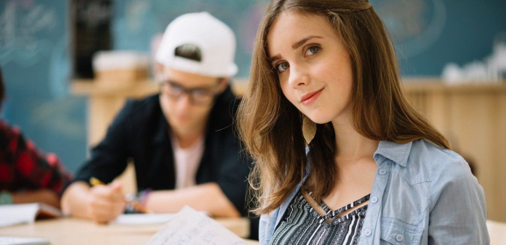 Jakie postawy przyjmuje człowiek wobec zła – pytania jawne na maturę