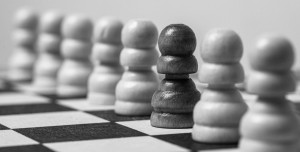 Co może determinować ludzkie postępowanie – pytania jawne na maturę