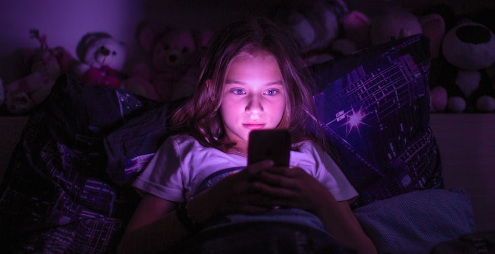 Samotni online. Samotni offline - o kondycji psychicznej młodzieży mówi dr Marta Rawińska, psychoterapeutka i wykładowczyni Uczelni Łazarskiego