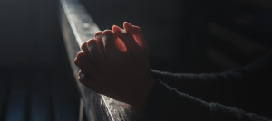 Czy możliwe jest zachowanie godności w skrajnych sytuacjach – pytania jawne na maturę