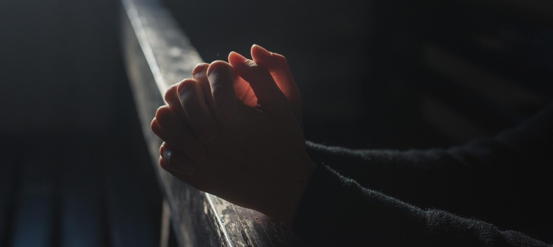 Czy możliwe jest zachowanie godności w skrajnych sytuacjach – pytania jawne na maturę