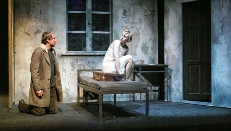 Prawa boskie a prawa ludzkie – pytania jawne na maturę