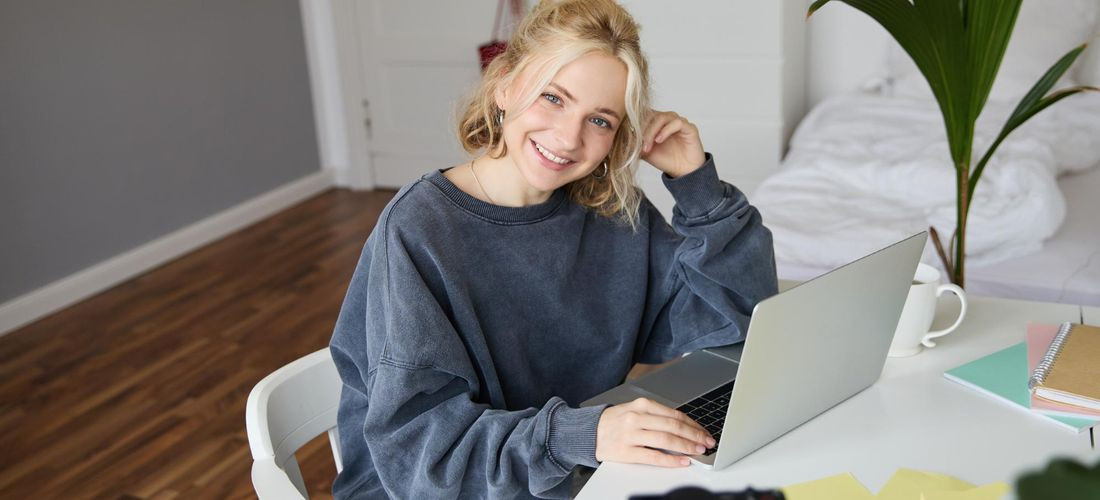 Jak technologia zmieniała edukację, czyli dyplom online