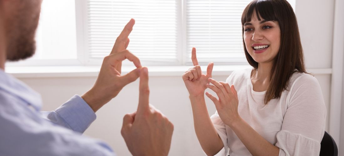 Tłumacz języka migowego