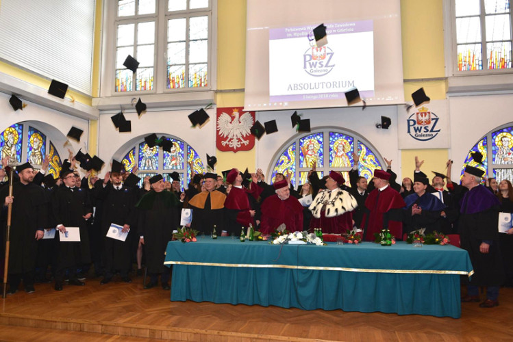 https://storage.opinieouczelniach.pl/cache/school/image/1/XlJ05VHigFkZIPibJj1qTzgH5p___7vY.jpg?fm=pjpg&w=1024&h=500&fit=crop