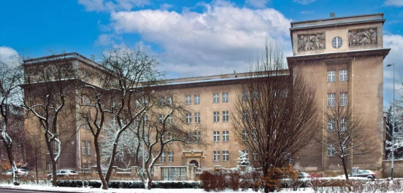 Uniwersytet SWPS Kraków