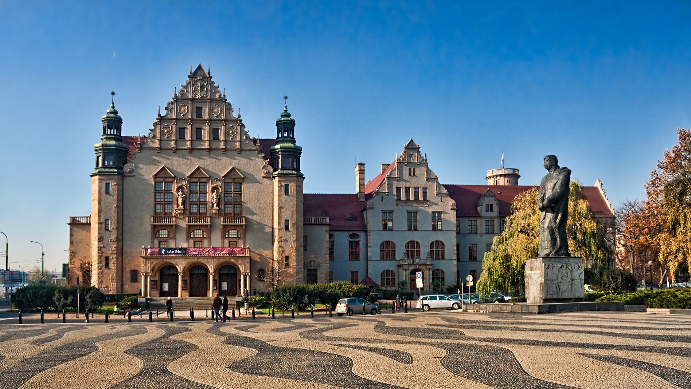 Uniwersytet Im A Mickiewicza W Poznaniu