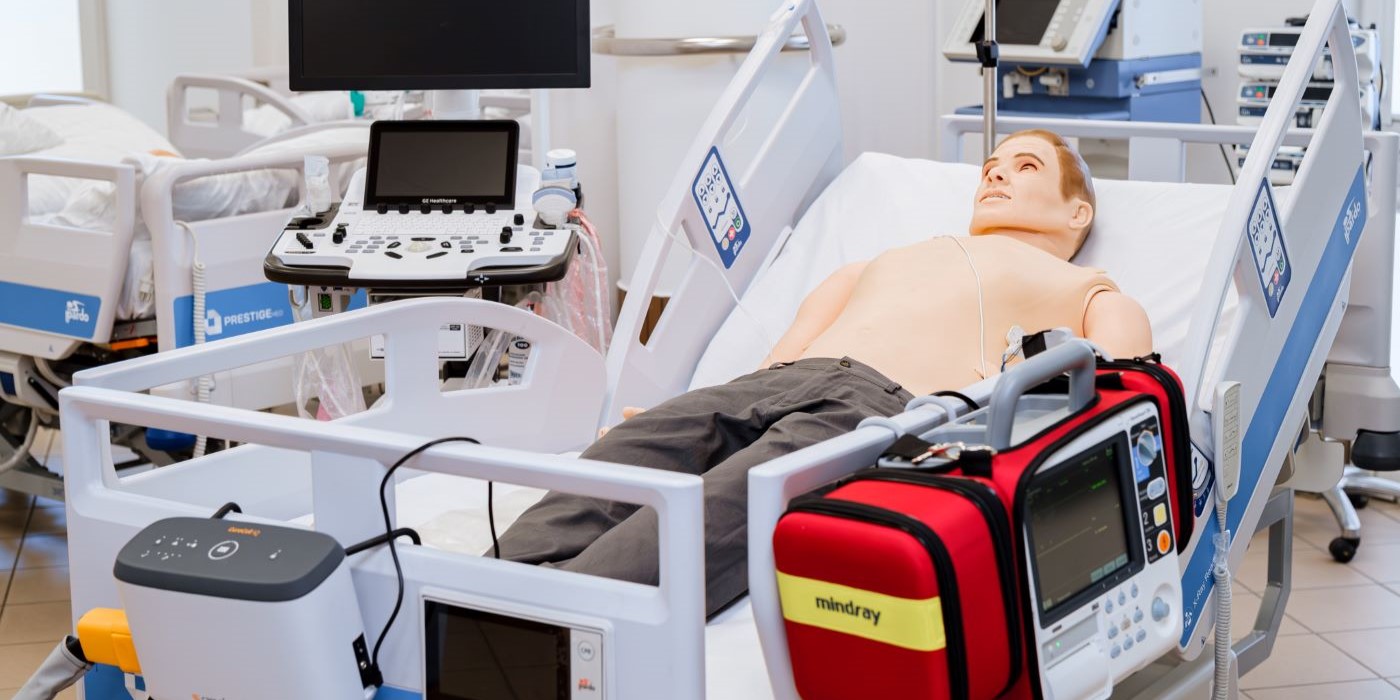 Pięlęgniarstwo, Ratownictwo medyczne, Kosmetologia w Akademii WSB