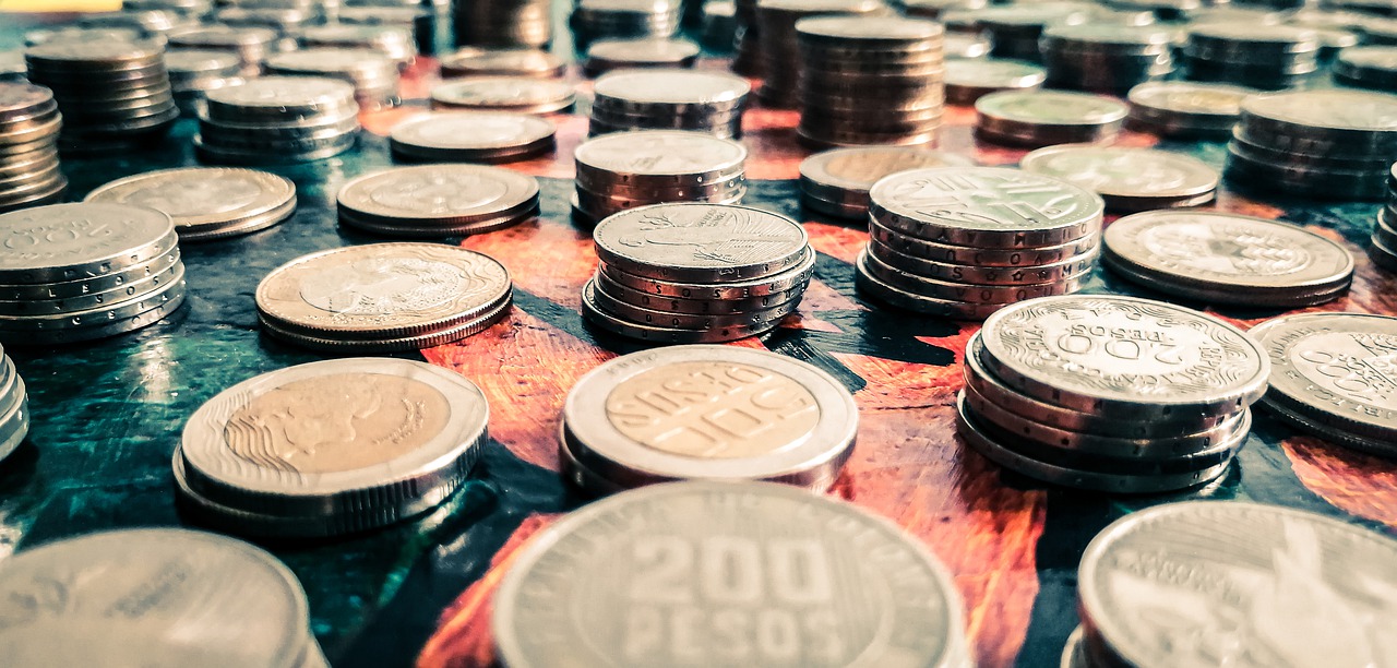 Zdobądź stabilny zawód - studiuj finanse i rachunkowość w WSHiU