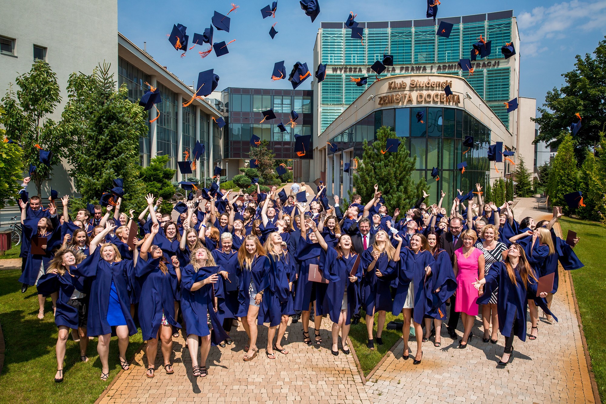 Blisko 90% absolwentów studiów magisterskich w WSPiA znajduje pracę po ukończeniu nauki